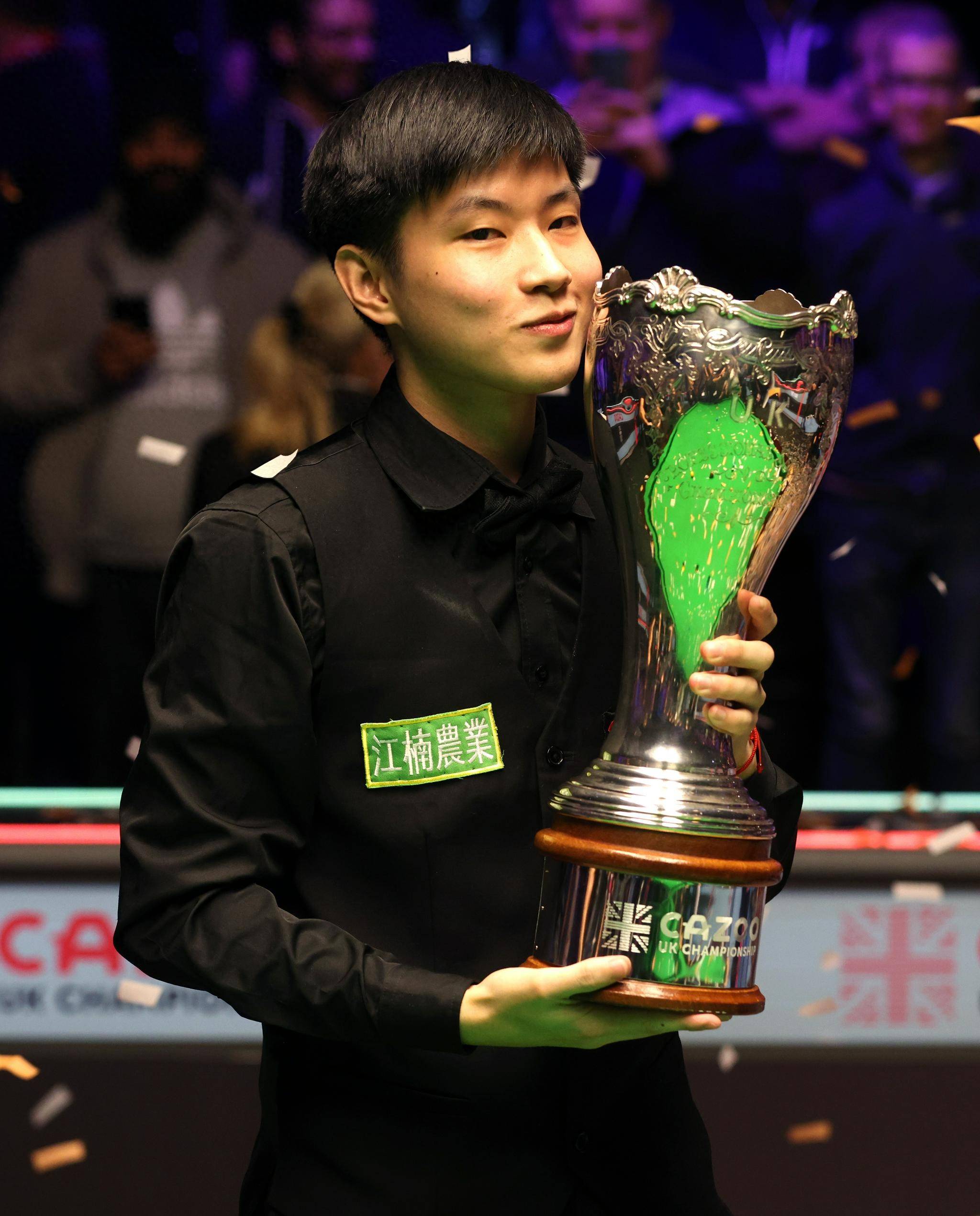 场面趋于紧 场面趋于紧