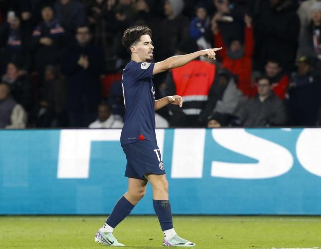 是他职业生 是他职业生