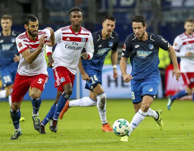 “小孩哥”上雪带来“大流量”2025-02-03.