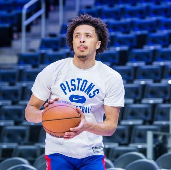 主场迎战公牛！火箭队最新伤病名单公布：仅两人缺阵，申京继续首发坐镇内线